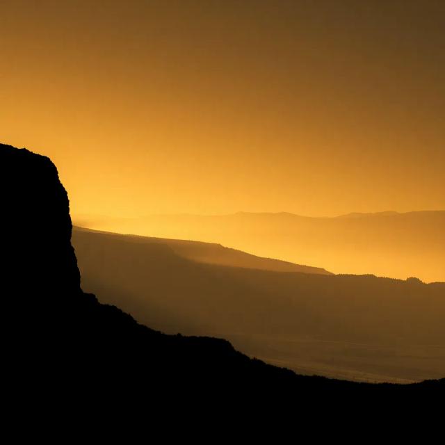 Andhera Se Utho — Shadow Anthem 1